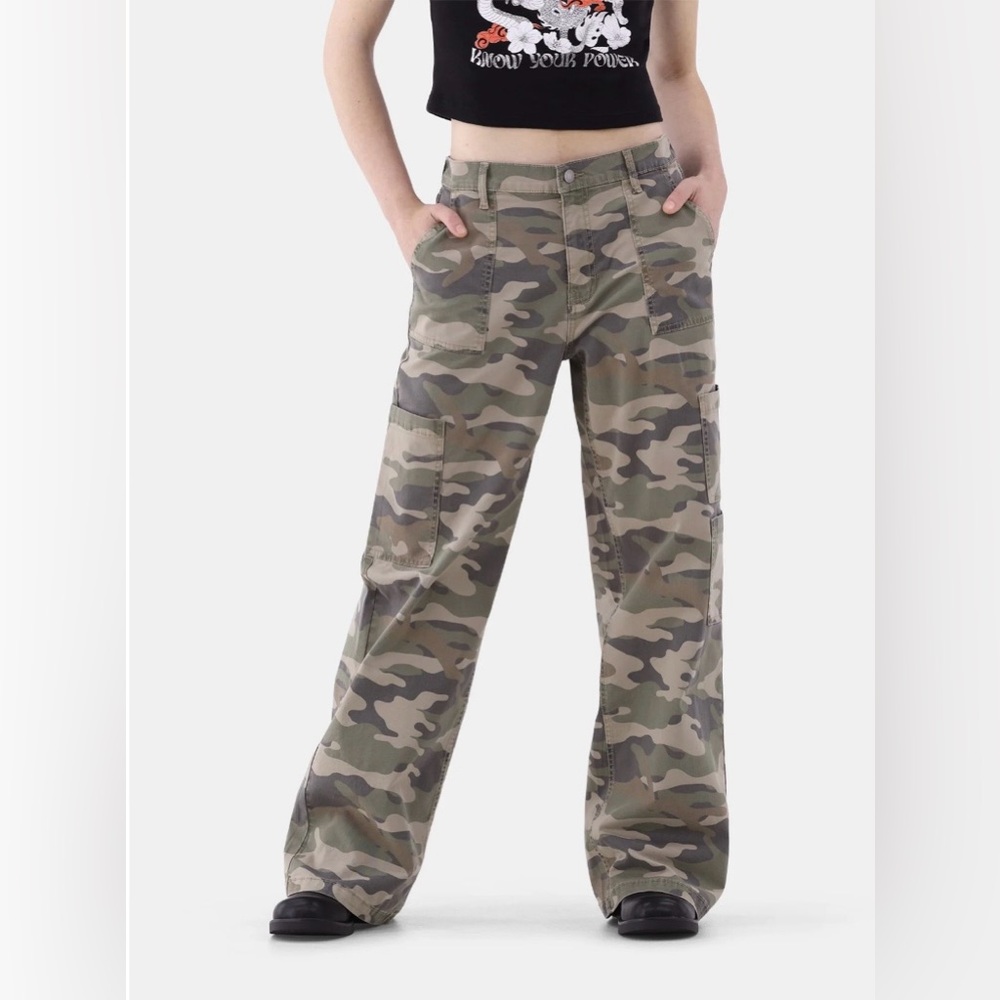 Camouflage Cargo Pants wide leg Large